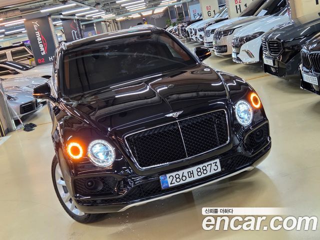 Bentley Bentayga 4.0 V8 2020 — фото 9