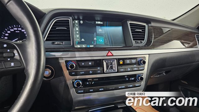 Genesis G80 3.3 GDI AWD Premium Luxury 2017 — фото 13
