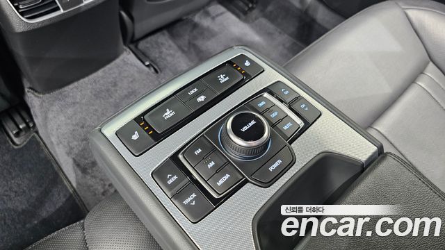 Genesis G80 3.3 GDI AWD Premium Luxury 2017 — фото 19