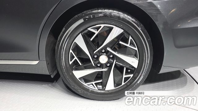 Hyundai Grandeur Hybrid (IG) Premium 2023 — фото 27