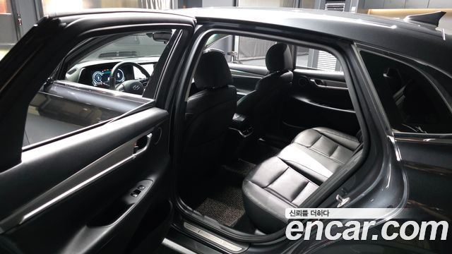 Hyundai Grandeur Hybrid (IG) Premium 2023 — фото 32