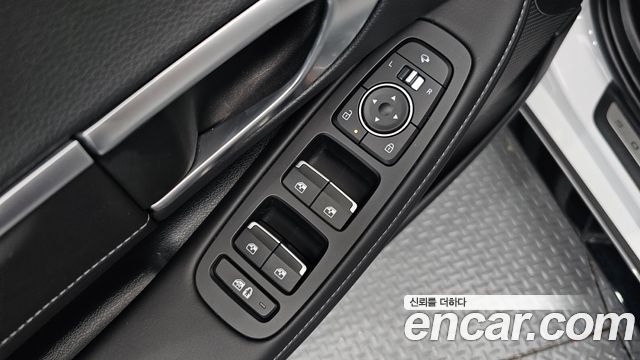 Hyundai Sonata The Edge (DN8) 2.0 Exclusive 2024 — фото 28