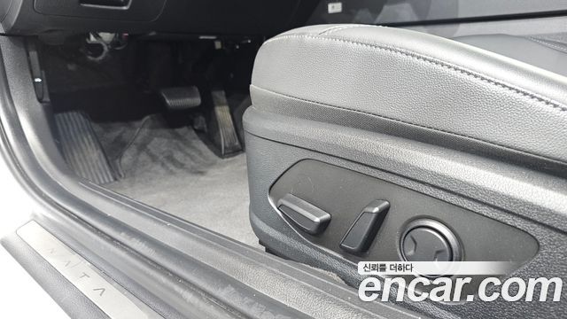 Hyundai Sonata The Edge (DN8) 2.0 Exclusive 2024 — фото 31