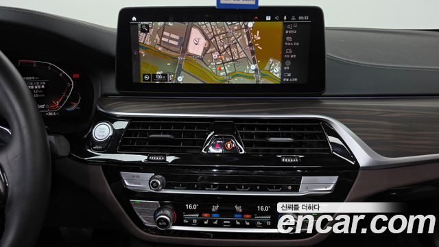 BMW 5 Series (G30) 530i xDrive Luxury 2023 — фото 14