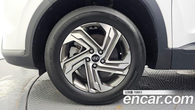 Hyundai Santa Fe Gasoline 2.5T 4WD Exclusive 2022 — фото 5