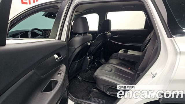 Hyundai Santa Fe Gasoline 2.5T 4WD Exclusive 2022 — фото 11