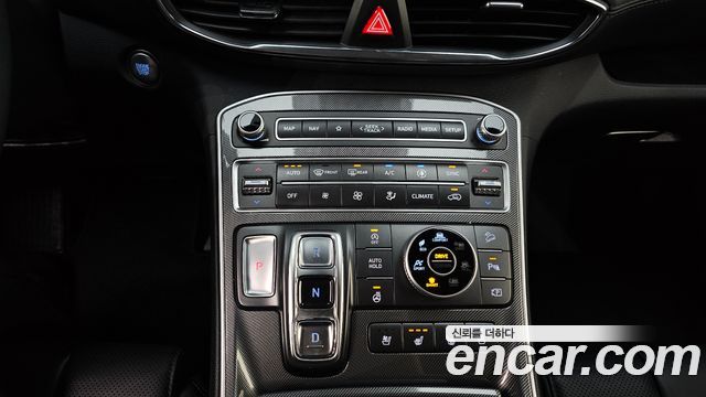 Hyundai Santa Fe Gasoline 2.5T 4WD Exclusive 2022 — фото 18
