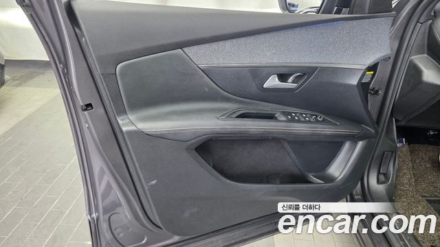 Peugeot 3008 (II) 1.5 BlueHDi GT Line 2019 — фото 24