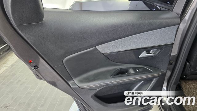 Peugeot 3008 (II) 1.5 BlueHDi GT Line 2019 — фото 25