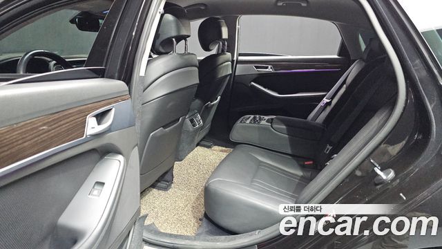 Genesis G80 3.3 GDI AWD Luxury 2018 — фото 12