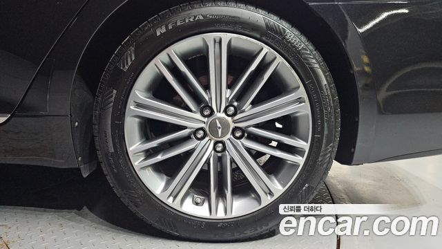 Genesis G80 3.3 GDI AWD Luxury 2018 — фото 21