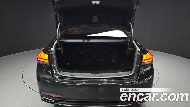 Genesis G80 3.3 GDI AWD Luxury 2018 — фото 35