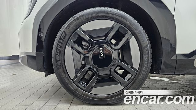 Kia EV9 Long Range 4WD GT Line 2024 — фото 5