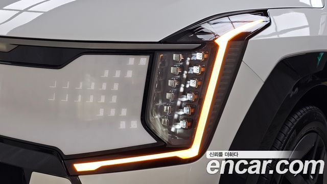 Kia EV9 Long Range 4WD GT Line 2024 — фото 22