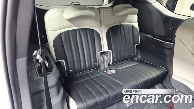 Kia EV9 Long Range 4WD GT Line 2024 — фото 27