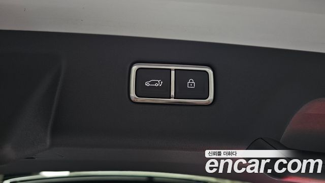 Kia EV9 Long Range 4WD GT Line 2024 — фото 31