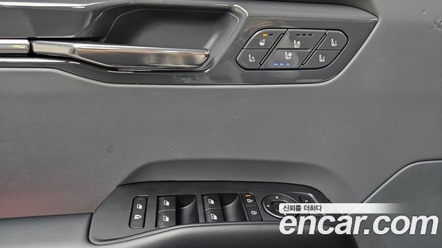 Kia EV9 Long Range 4WD GT Line 2024 — фото 37