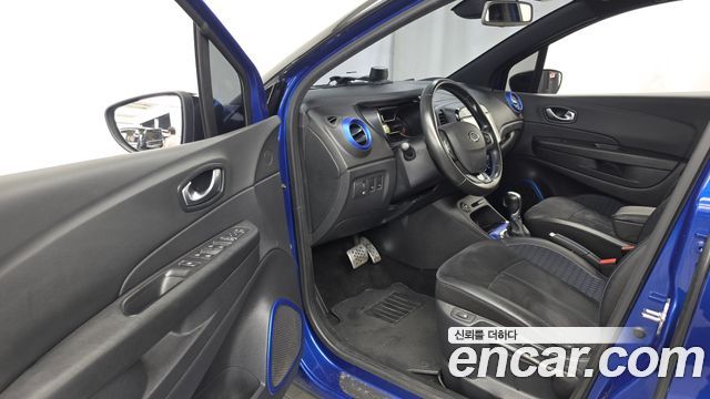Renault Korea QM3 RE S-Edition 2018 — фото 10