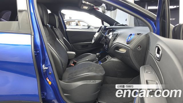 Renault Korea QM3 RE S-Edition 2018 — фото 11