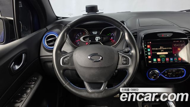 Renault Korea QM3 RE S-Edition 2018 — фото 13