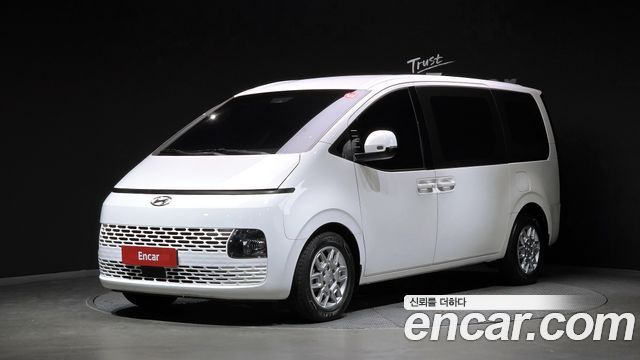 Hyundai Staria Cargo 5-Seater Modern 2022 — фото 1
