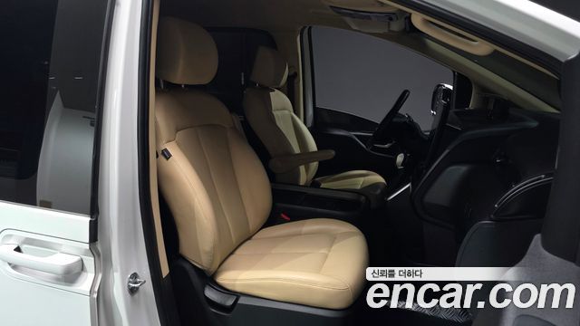 Hyundai Staria Cargo 5-Seater Modern 2022 — фото 11