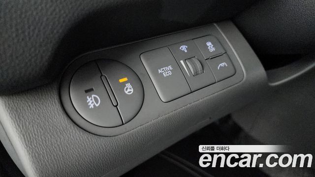 Hyundai Grand Starex 4WD Wagon 12-Seater Modern 2019 — фото 14