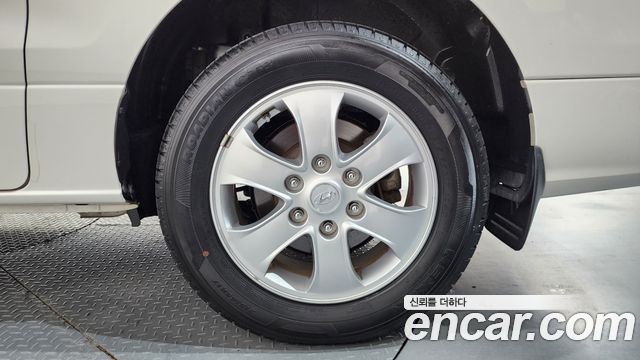 Hyundai Grand Starex 4WD Wagon 12-Seater Modern 2019 — фото 21