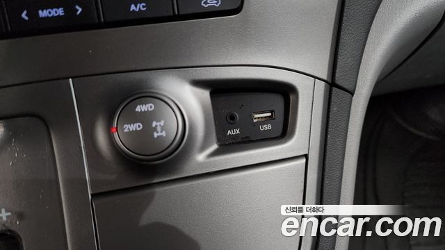Hyundai Grand Starex 4WD Wagon 12-Seater Modern 2019 — фото 31