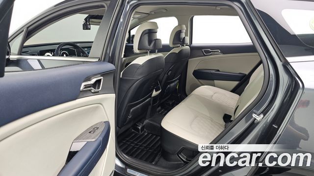 Kia Sportage Hybrid (V) Nobleless 2WD 2023 — фото 12