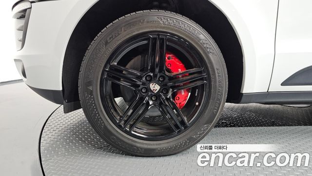 Porsche Macan 3.0 S Diesel 95B 2017 — фото 5