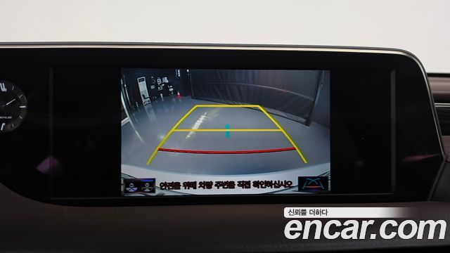 Lexus ES300h (VII) Luxury Plus 2021 — фото 15
