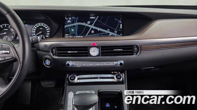 Genesis G90 5.0 AWD Limousine Prestige 2021 — фото 14