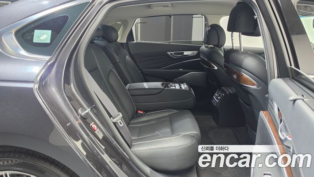 Kia K9 3.8 GDI AWD PlatinumⅡ 2020 — фото 12