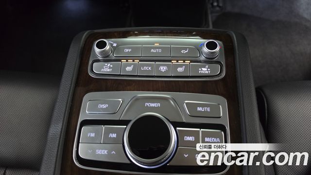 Kia K9 3.8 GDI AWD PlatinumⅡ 2020 — фото 14