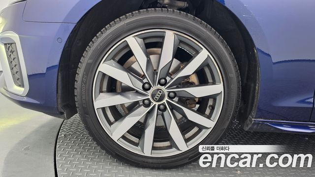 Audi A4 (B9) 40 TFSI Premium 2023 — фото 5