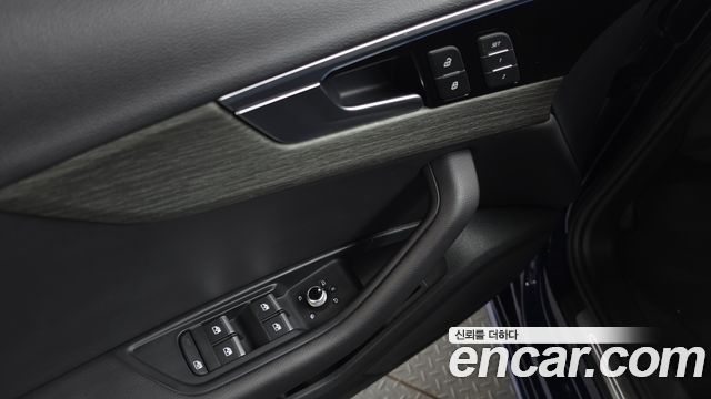 Audi A4 (B9) 40 TFSI Premium 2023 — фото 27