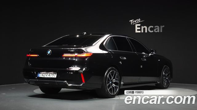 BMW 7 Series (G70) 740i xDrive M Sport Limited 2024 — фото 2