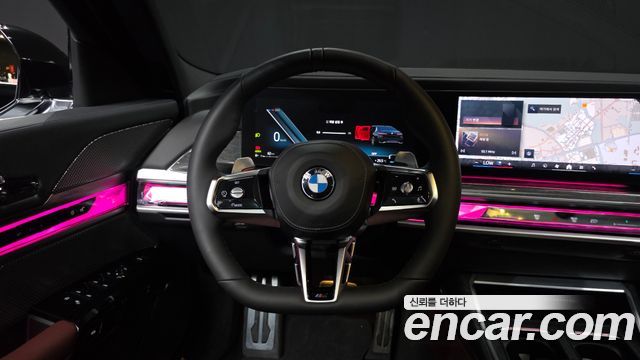BMW 7 Series (G70) 740i xDrive M Sport Limited 2024 — фото 13