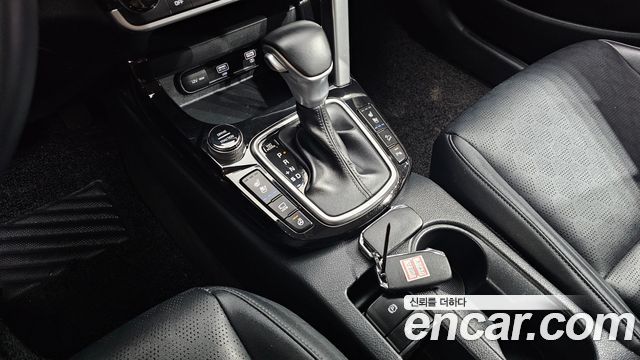 Kia Seltos Gasoline 1.6 Turbo 2WD Prestige 2022 — фото 9