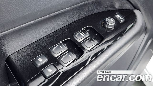 KG Mobility (SsangYong) Rexton Sports Khan Diesel 2.2 4WD Culman Prestige 2024 — фото 16