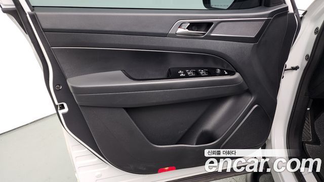 KG Mobility (SsangYong) Rexton Sports Khan Diesel 2.2 4WD Culman Prestige 2024 — фото 30