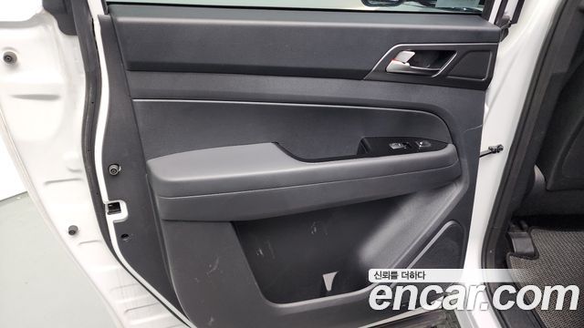 KG Mobility (SsangYong) Rexton Sports Khan Diesel 2.2 4WD Culman Prestige 2024 — фото 31