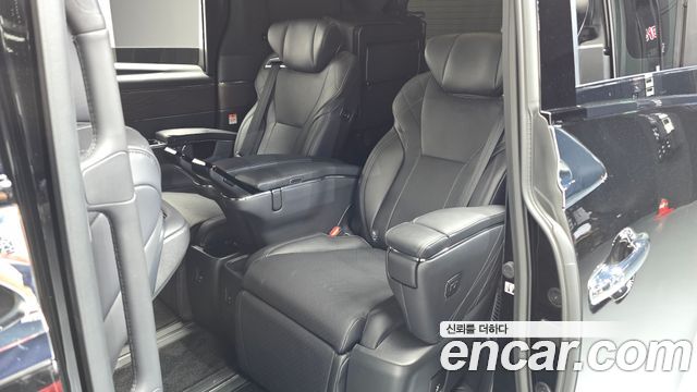 Toyota Alphard (IV) 2.5 HEV Executive AWD 2025 — фото 11