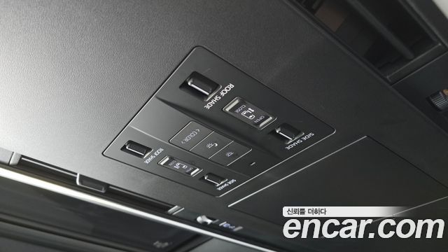 Toyota Alphard (IV) 2.5 HEV Executive AWD 2025 — фото 33