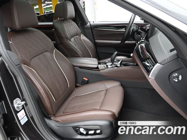 BMW 6 Series GT (G32) 630i xDrive M Sport 2024 — фото 10