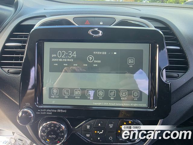 Renault Korea QM3 LE 2016 — фото 15