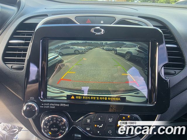 Renault Korea QM3 LE 2016 — фото 19