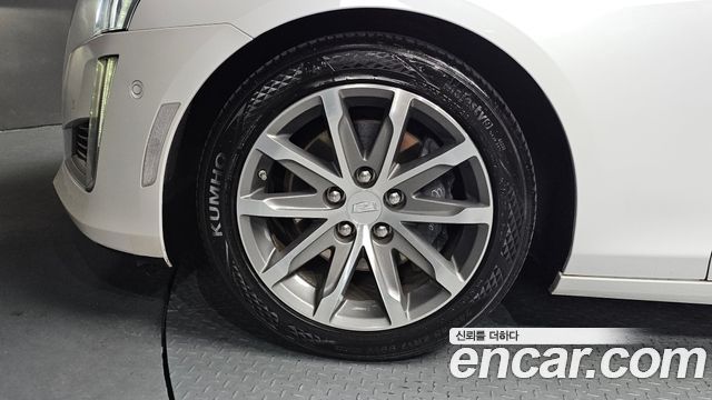 Cadillac CTS (III) 2.0 Premium 2016 — фото 5