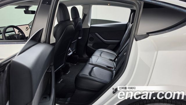 Tesla Model Y Standard Range RWD 2021 — фото 12